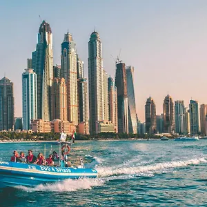 Royal Oceanic In Jbr By Happy Season , Dubai United Arab Emirates